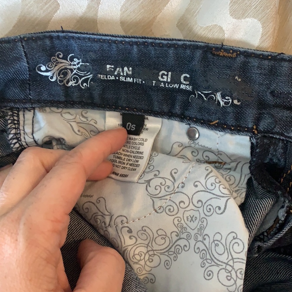 Jeans - Picture 2 of 3